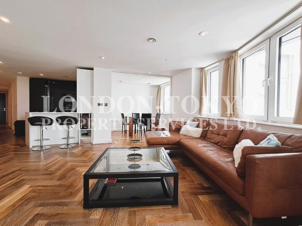 Eagle Point, EC1V